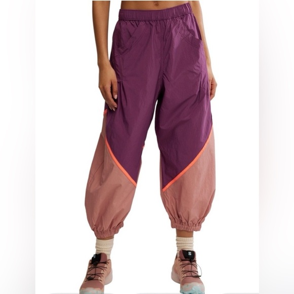 NWT! FP Movement Women's Free
Throw Pants Multiple Sizes!!! - Picture 3 of 13